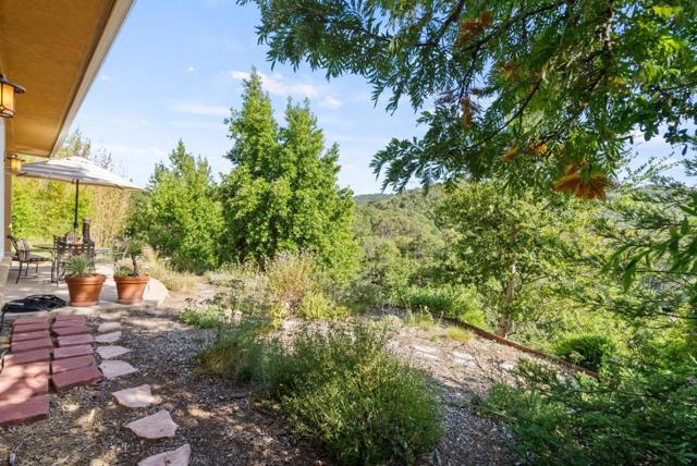 454 Upper Road, San Rafael CA: https://media.crmls.org/mediaz/2e02a097-4be7-4dba-9b73-5343fec3c2eb.jpg