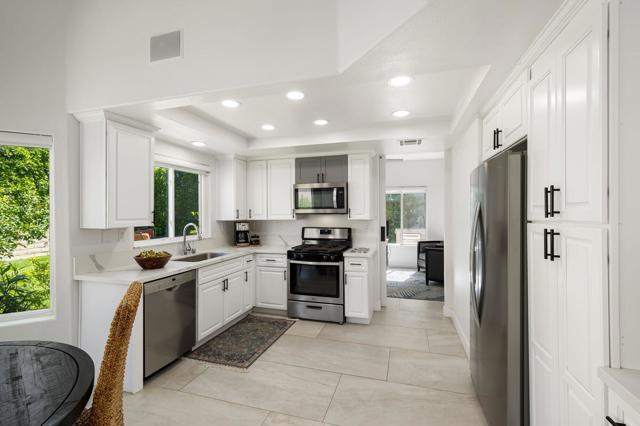 48205 Vista De Nopal, La Quinta CA: https://media.crmls.org/mediaz/2e03181a-5934-46f8-ae29-0620c9c17ce1.jpg