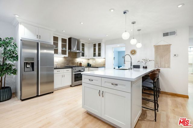 938 5th Street, 5 photo 3