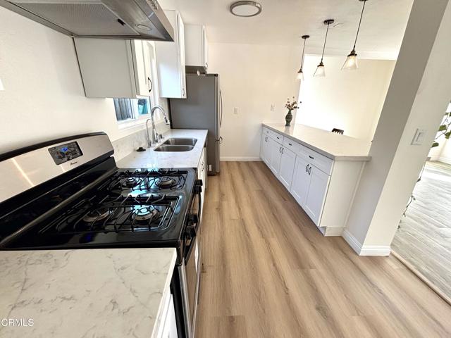 Detail Gallery Image 9 of 24 For 1552 Atchison St, Pasadena,  CA 91104 - 3 Beds | 2 Baths