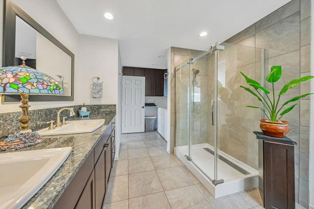 12340 Lakeshore Drive, Clearlake CA: https://media.crmls.org/mediaz/2e05fe75-6e59-45d2-9faa-2ca89b2e4eba.jpg