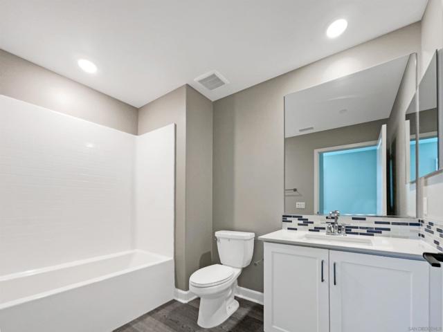 10411 Walden Way, San Diego CA: https://media.crmls.org/mediaz/2e0681a3-ae9e-4b08-919d-70ada019f1e8.jpg