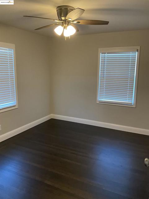 184 Panoramic Avenue, Pittsburg CA: https://media.crmls.org/mediaz/2e06b398-266b-4645-a3b0-8919c5088990.jpg