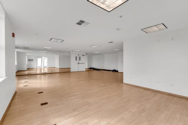 Image 39 of 53 For 1883 Agnew Road 301