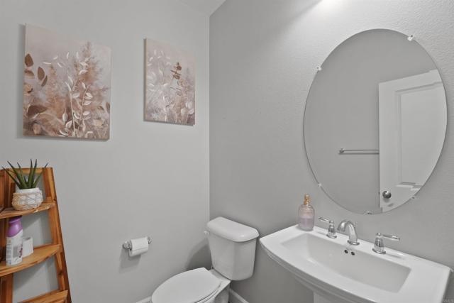 Detail Gallery Image 22 of 56 For 27702 Collier Dr, Menifee,  CA 92585 - 4 Beds | 3/1 Baths