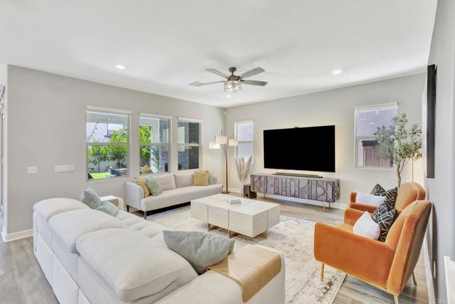 Detail Gallery Image 2 of 75 For 21678 Long Trot Dr, Escondido,  CA 92029 - 4 Beds | 3 Baths