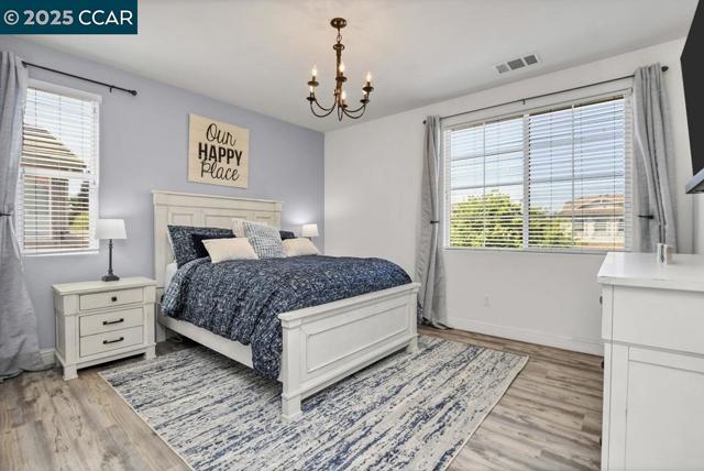 369 Myrtle Ln, Oakley CA: https://media.crmls.org/mediaz/2e09e7ba-040a-4924-ba74-6f367159b3d7.jpg