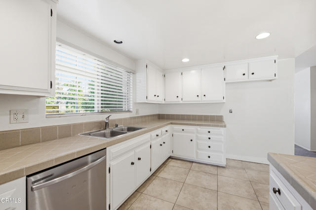 4 Bed Home for Sale in Thousand Oaks, California