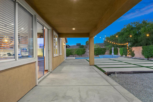 43820 Cape Cod Court, Indio CA: https://media.crmls.org/mediaz/2e0abfa7-01fb-4f44-b7f0-e9471bb4a236.jpg