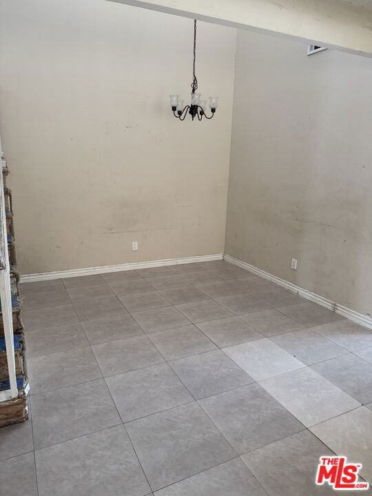 6267 Grand Valley Trail, Jurupa Valley CA: https://media.crmls.org/mediaz/2e0b1b28-4fb0-4d8a-b7fe-073937da4152.jpg