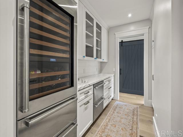 Detail Gallery Image 9 of 54 For 1027 G Ave, Coronado,  CA 92118 - 5 Beds | 3/1 Baths