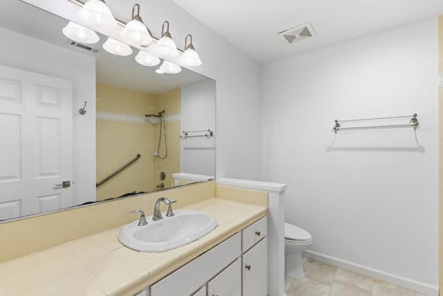 50 Nottingham Pl Place, Clayton CA: https://media.crmls.org/mediaz/2e0beaaf-337c-46c1-9df7-4009fe7868e8.jpg