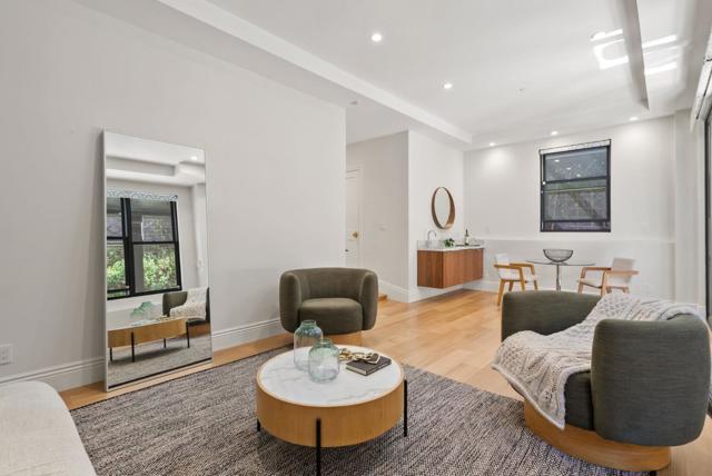 2853 Broderick Street, San Francisco CA: https://media.crmls.org/mediaz/2e0e06fb-13ba-4252-be41-ca0a55db7d84.jpg