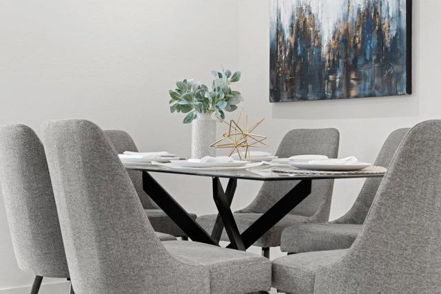 788 Mayten Tree Court, Sunnyvale CA: https://media.crmls.org/mediaz/2e0e8423-deaa-47a5-a1d1-99cbf82850e6.jpg