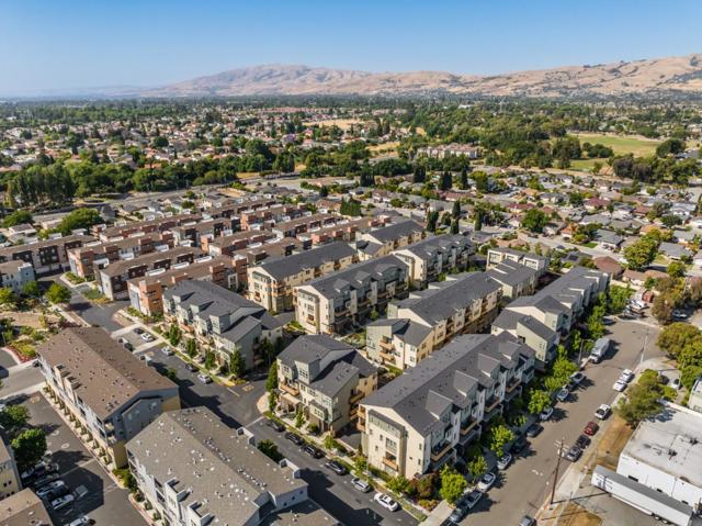 2086 Mahuron Circle, San Jose CA: https://media.crmls.org/mediaz/2e0ff56a-d836-4e25-b0f8-c449e7da1952.jpg