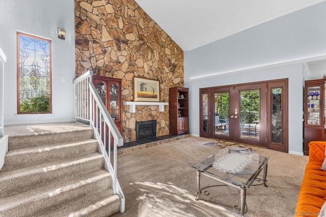 1363 Timberpond Dr, El Cajon CA: https://media.crmls.org/mediaz/2e1011b5-76a4-4f78-90e8-69702a78b0e2.jpg