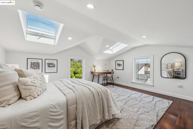 803 Evelyn Ave, Albany CA: https://media.crmls.org/mediaz/2e105d0f-3d13-4d46-ac8a-ceb40c1fb931.jpg