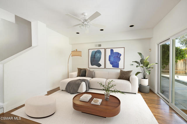 525 Myrtle Court, Oak Park CA: https://media.crmls.org/mediaz/2e12bb63-b334-45f3-991c-5f6605e916b1.jpg