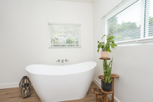 Detail Gallery Image 30 of 53 For 5627 Yerba Anita, San Diego,  CA 92115 - 4 Beds | 2 Baths