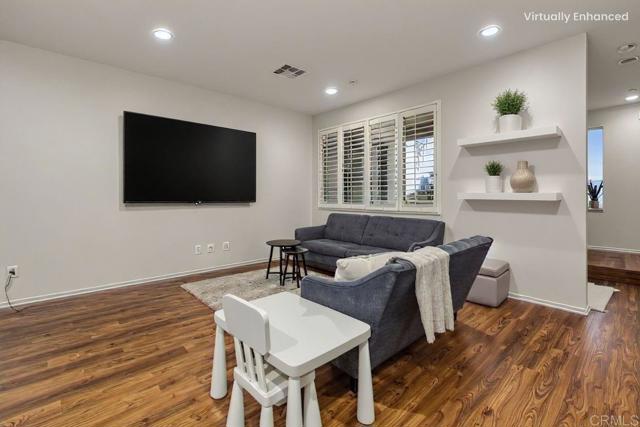 Detail Gallery Image 4 of 17 For 5563 Santa Alicia, San Diego,  CA 92154 - 4 Beds | 3 Baths