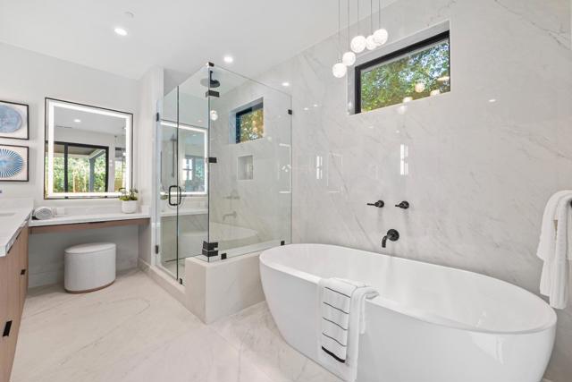 Image 30 of 41 For 765 Cuesta Drive
