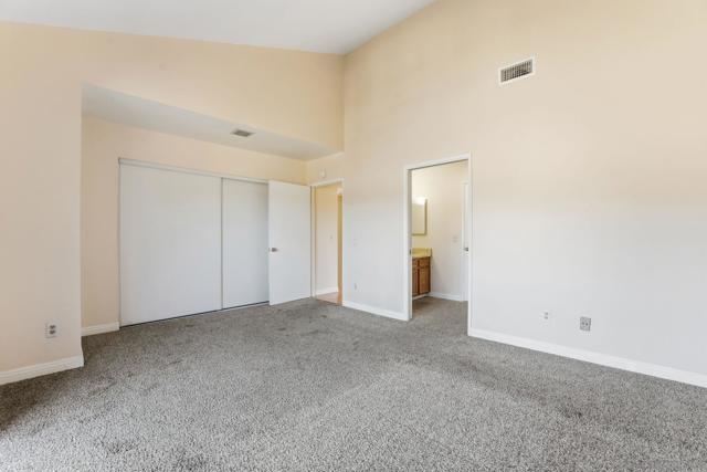 1585 Stone Edge Cir, El Cajon CA: https://media.crmls.org/mediaz/2e16745b-f0b7-4480-b997-703def9e1493.jpg