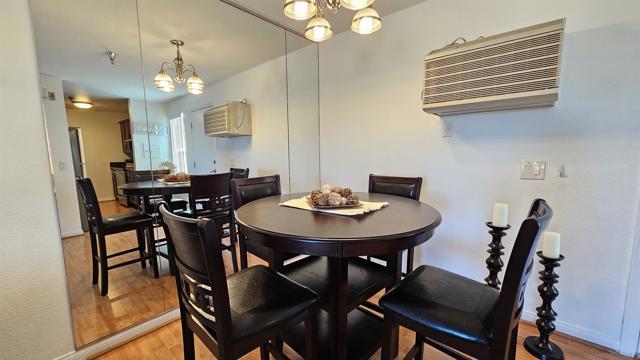 5252 Orange Ave, San Diego CA: https://media.crmls.org/mediaz/2e168187-dc09-4265-bd89-c6339ef6c9fc.jpg