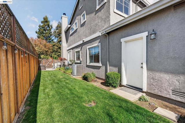 Image 40 of 45 For 1360 Toulon Ct