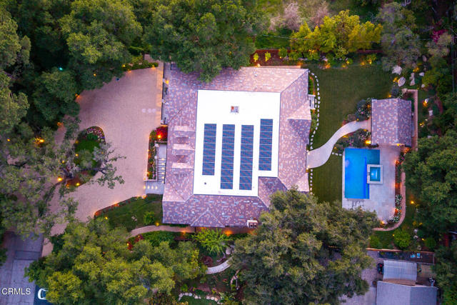 2060 Windover Road, Pasadena CA: https://media.crmls.org/mediaz/2e1786d7-9d07-43ea-bdf7-60311520824c.jpg