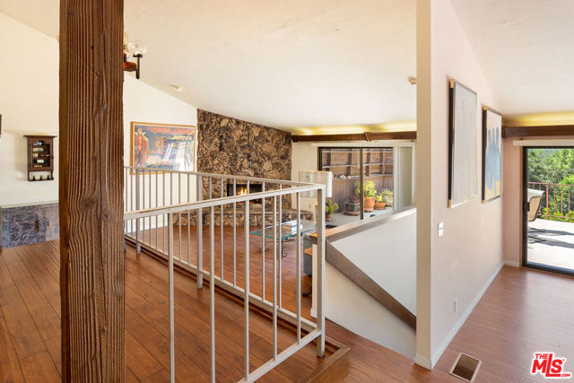 11583 Sunshine Terrace photo 3