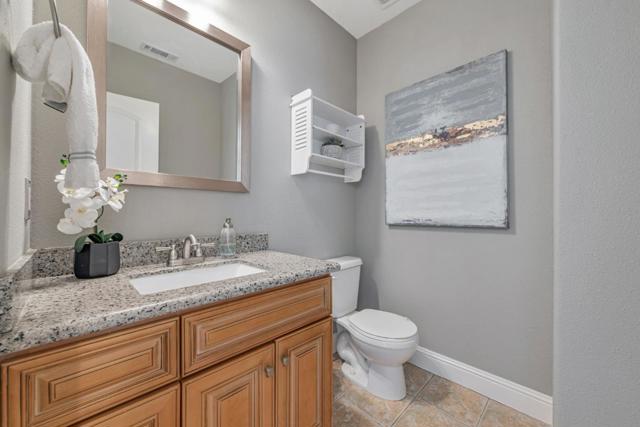 525 Guiti Garden Court, San Jose CA: https://media.crmls.org/mediaz/2e1bcd13-68a7-4eaf-b630-69d89b23ac8f.jpg