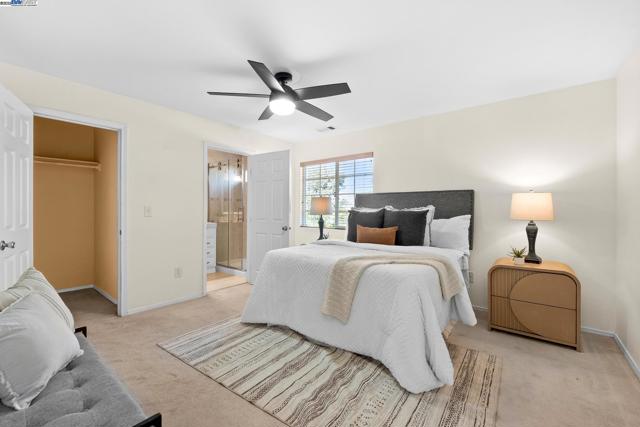 6176 Thomas Ave, Newark CA: https://media.crmls.org/mediaz/2e1c5208-ce6d-4342-9002-5b2fa1b20873.jpg