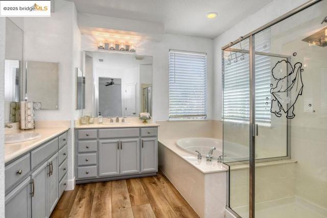 Image 32 of 49 For 1782 Anastasia Dr