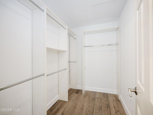 3185 Clarita Court, Thousand Oaks CA: https://media.crmls.org/mediaz/2e1d34b3-e83e-48ee-8141-9a6990700200.jpg