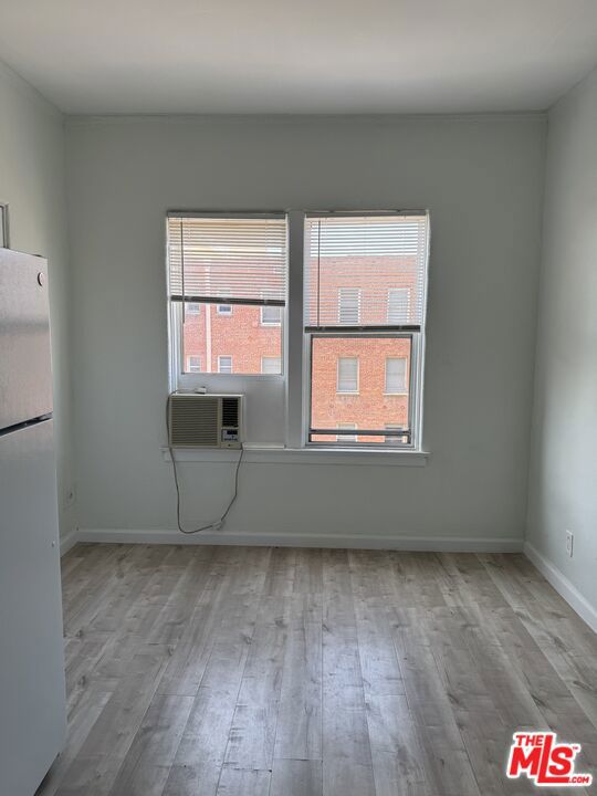 920 S Hobart Boulevard, Los Angeles CA: https://media.crmls.org/mediaz/2e1dd0d4-62e6-48f5-9b06-88062accefc5.jpg