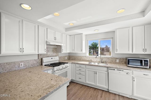 Detail Gallery Image 8 of 16 For 34382 via San Juan, Dana Point,  CA 92624 - 3 Beds | 2 Baths