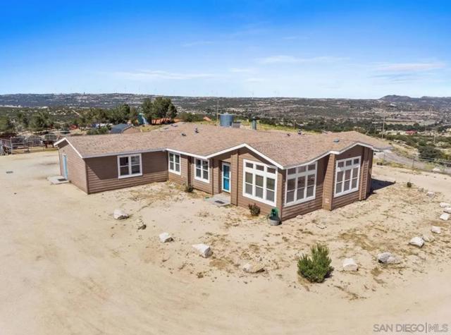 39201 Opalocka Road, Boulevard CA: https://media.crmls.org/mediaz/2e1eda51-c0ca-4513-b6e2-842e0e114c09.jpg