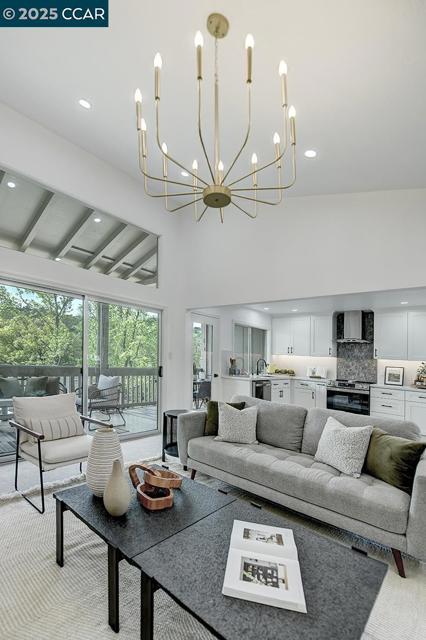 2175 Cactus Ct, Walnut Creek CA: https://media.crmls.org/mediaz/2e1f02ac-9ae9-4261-9da6-29ca8479c56d.jpg