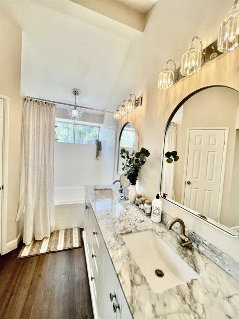 Detail Gallery Image 27 of 41 For 13425 via Almeria, Tustin,  CA 92782 - 3 Beds | 2/1 Baths