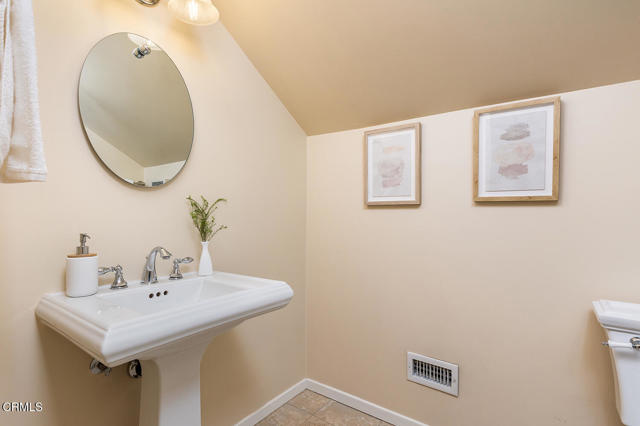 49 Annandale Road, Pasadena CA: https://media.crmls.org/mediaz/2e1fcb38-316c-4966-a043-b887074f1714.jpg