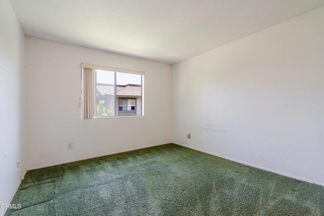 150 Majestic Court, Moorpark CA: https://media.crmls.org/mediaz/2e1fd06b-8cf7-4cbe-b6d2-62a3915dc5df.jpg