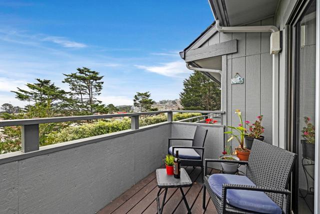 318 Innisfree Drive, Daly City CA: https://media.crmls.org/mediaz/2e2097f4-0c46-4a3e-92c4-9050352f91ee.jpg