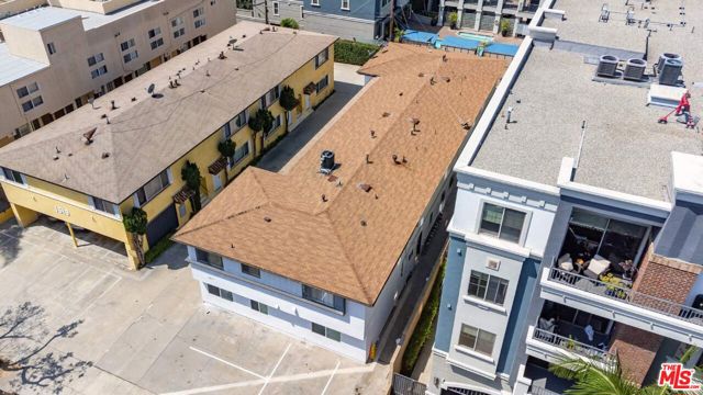 1611 Brockton Avenue, Los Angeles, California 90025, ,Multi-Family,For Sale,Brockton,25499931