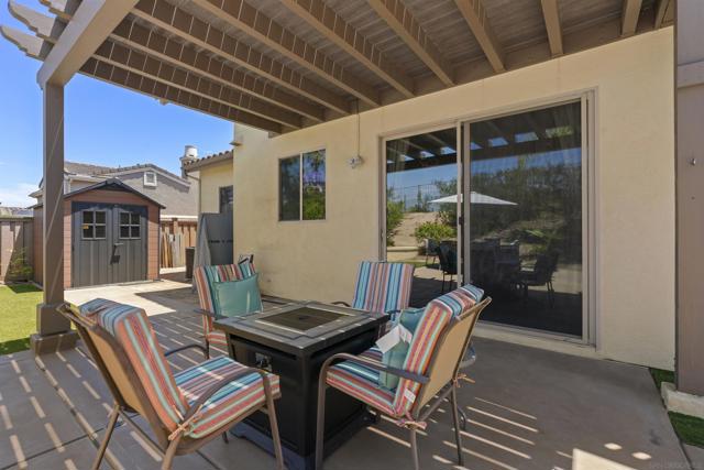7787 Britt Pl, Santee CA: https://media.crmls.org/mediaz/2e223579-51ac-4170-a8a2-314a646fbfc8.jpg