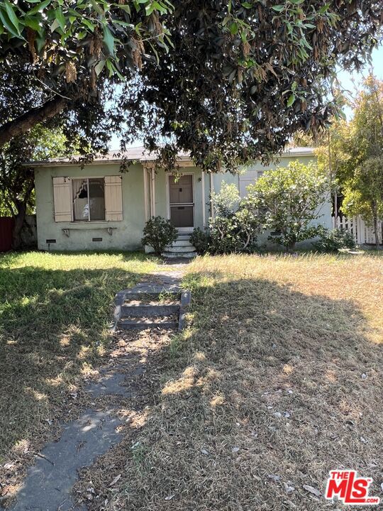 8351 Colegio Drive