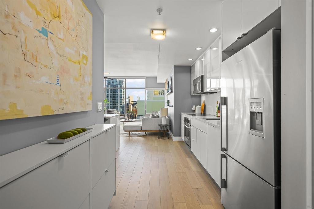 575 6th Ave - photo 5