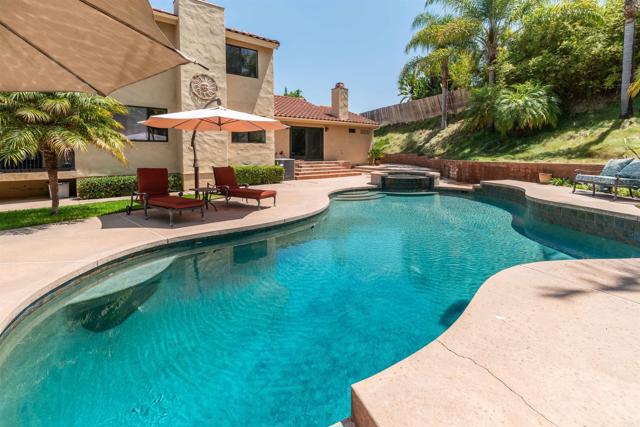Detail Gallery Image 43 of 54 For 6541 Vispera Pl, Carlsbad,  CA 92009 - 4 Beds | 3/2 Baths