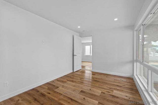 1195 Georgia A-C, Imperial Beach CA: https://media.crmls.org/mediaz/2e25279a-ef75-411c-ae81-37758eaec073.jpg
