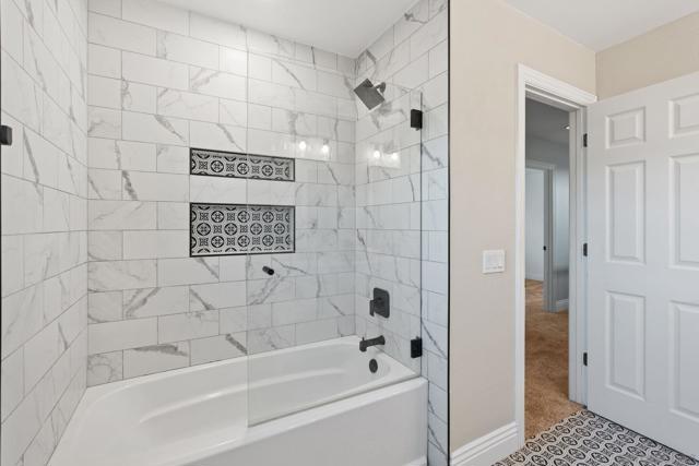 3576 Normandy, Oceanside CA: https://media.crmls.org/mediaz/2e259271-8a6a-4672-86c5-5bacfeb0543b.jpg