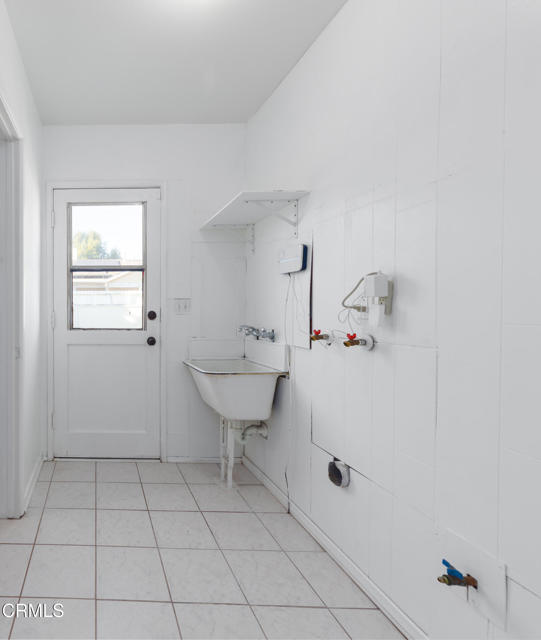 Detail Gallery Image 17 of 25 For 14157 Gruen St, Los Angeles,  CA 91331 - 3 Beds | 2 Baths